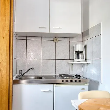 6178e * Vodice