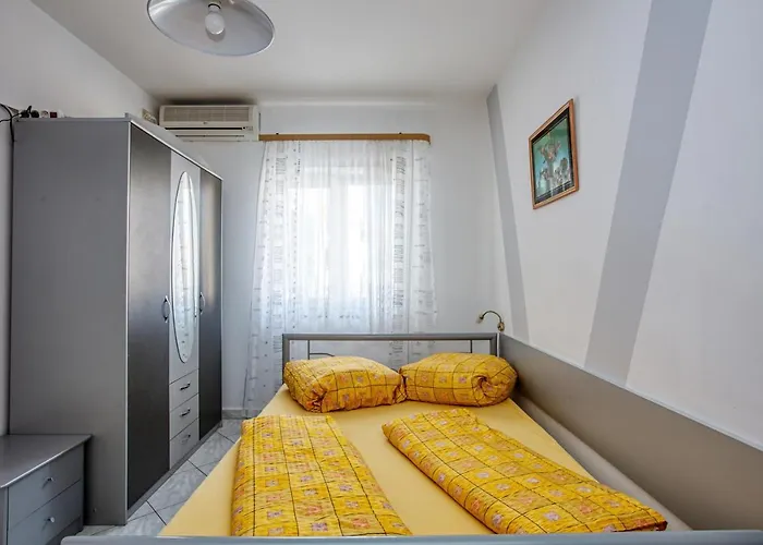 Studio 6178e Apartment *