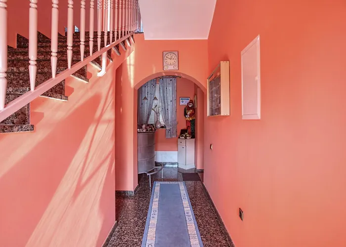 Studio 6178e Apartment